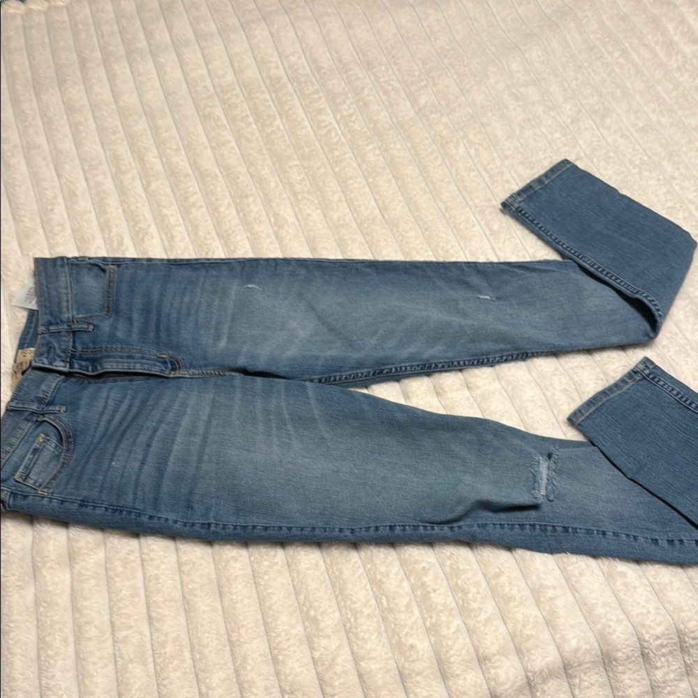 Hollister Light Blue High-Rise Jeans
